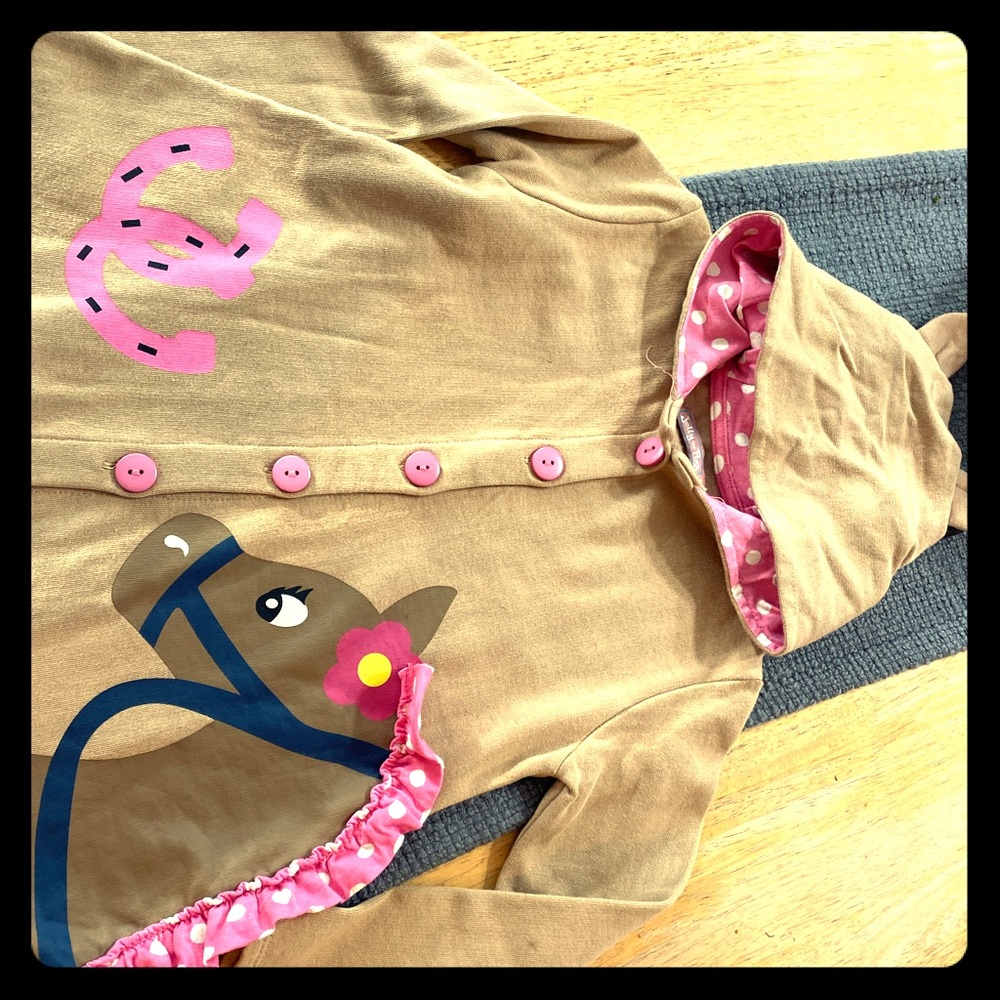 Jelly the Pug Horse Coat New without tags!!